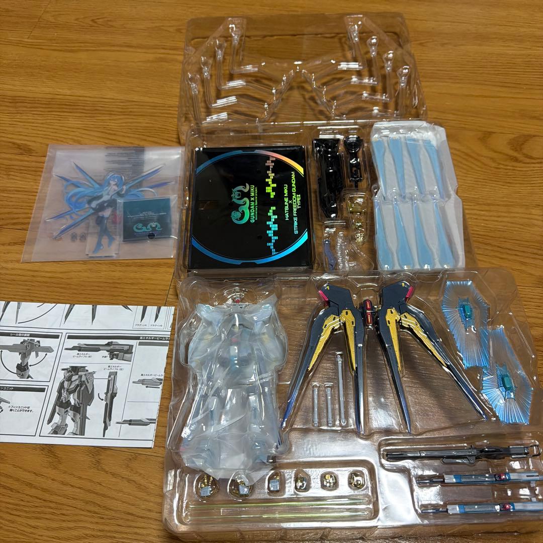 L ROBOT魂 ストライクフリーダムガンダム 弐式 初音ミク 開封品