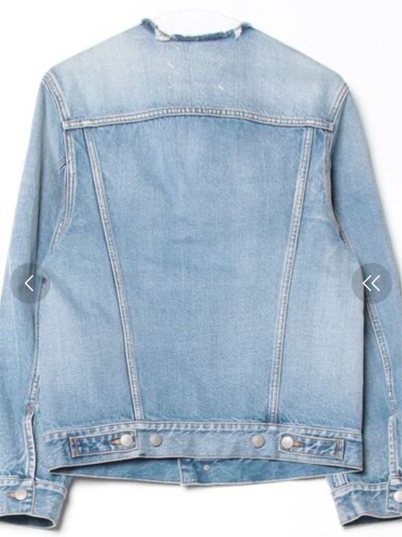 メゾンマルジェラ　ノーカラーデニムジャケット