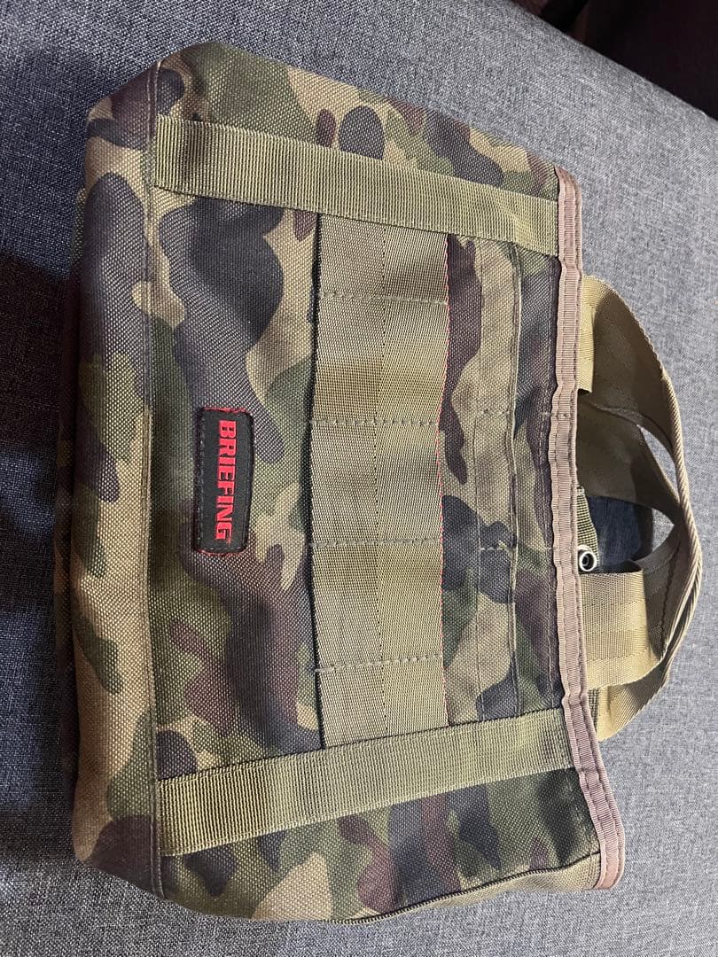 yasu。BRIEFING カモフラージュ バッグ