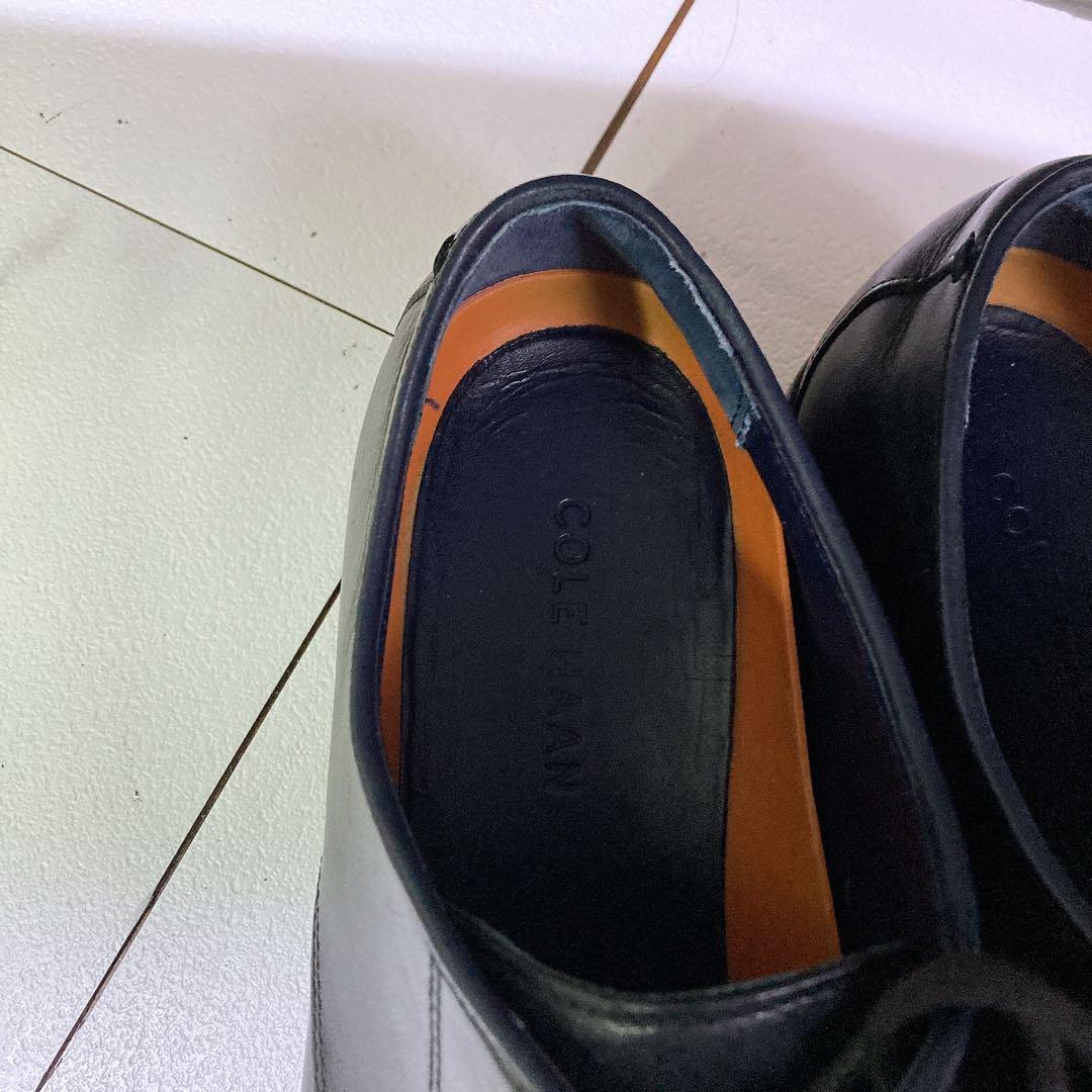 美品 コールハーン ビジネスシューズ 防水 ストレートチップ 本革 黒 8M