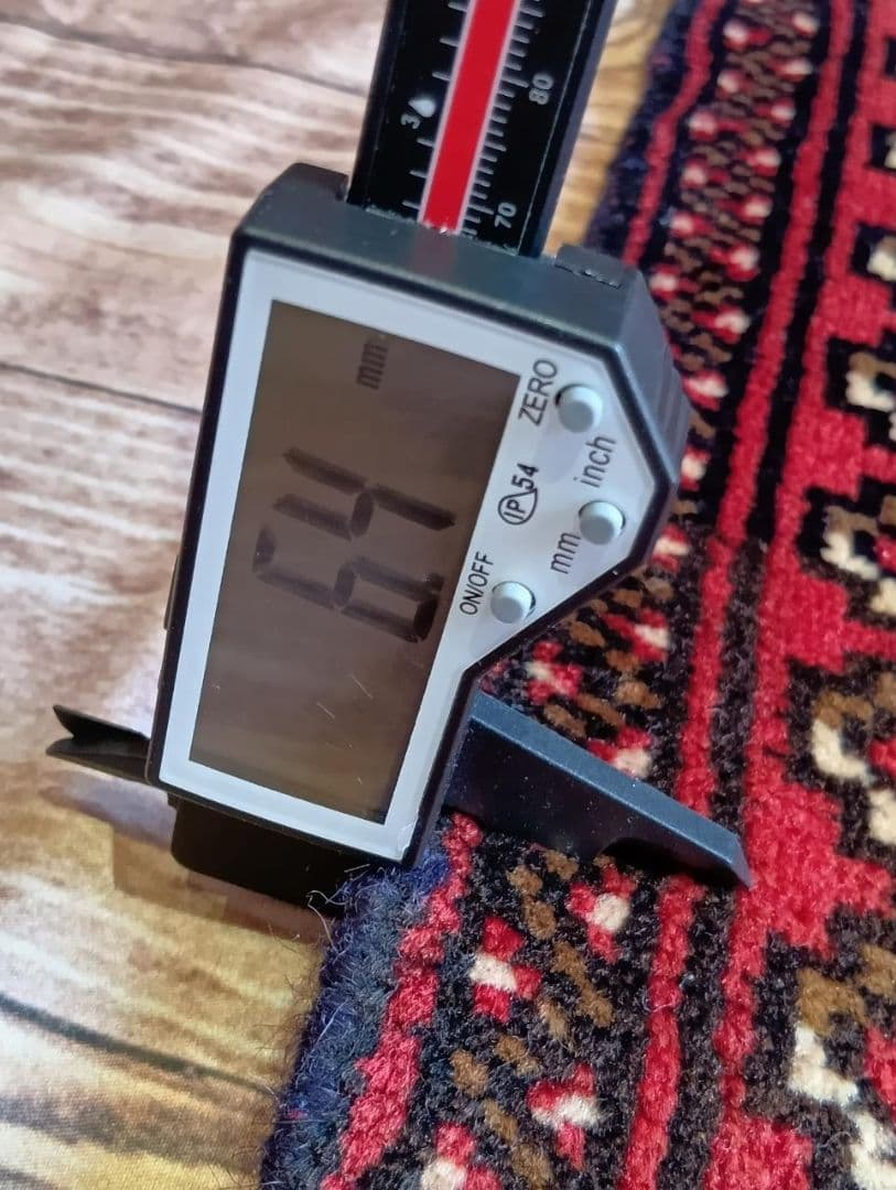 【りょーび】ペルシャ絨毯　トルクメン　トライバルラグ　イラン手織り(12)