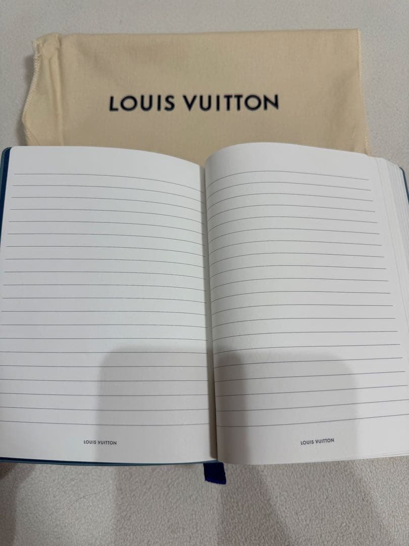 ルイヴィトン　ノート　手帳
