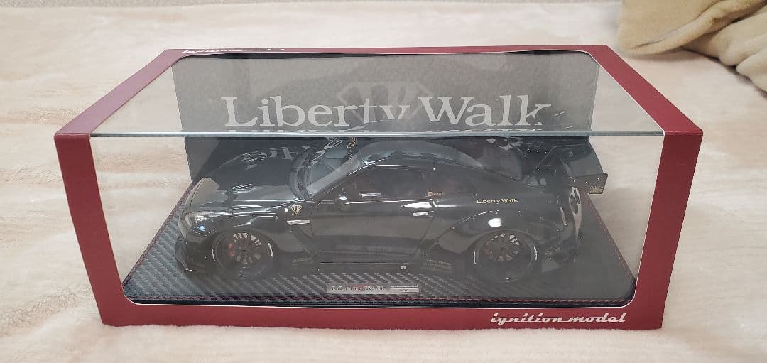 イグニッションモデル1/18 リバティーウォーク GTR ブラック IG0694