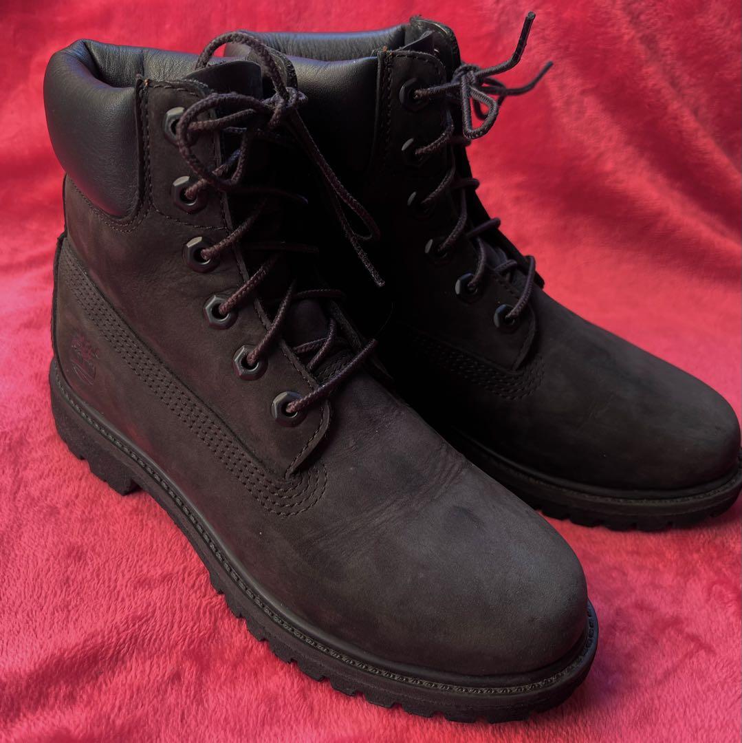 シ*ケ様 値下げ中Timberlandティンバーランド レディース ブラック ６