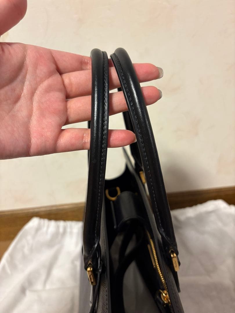 【期間限定価格】PRADA サフィアーノレザー 2way バッグ