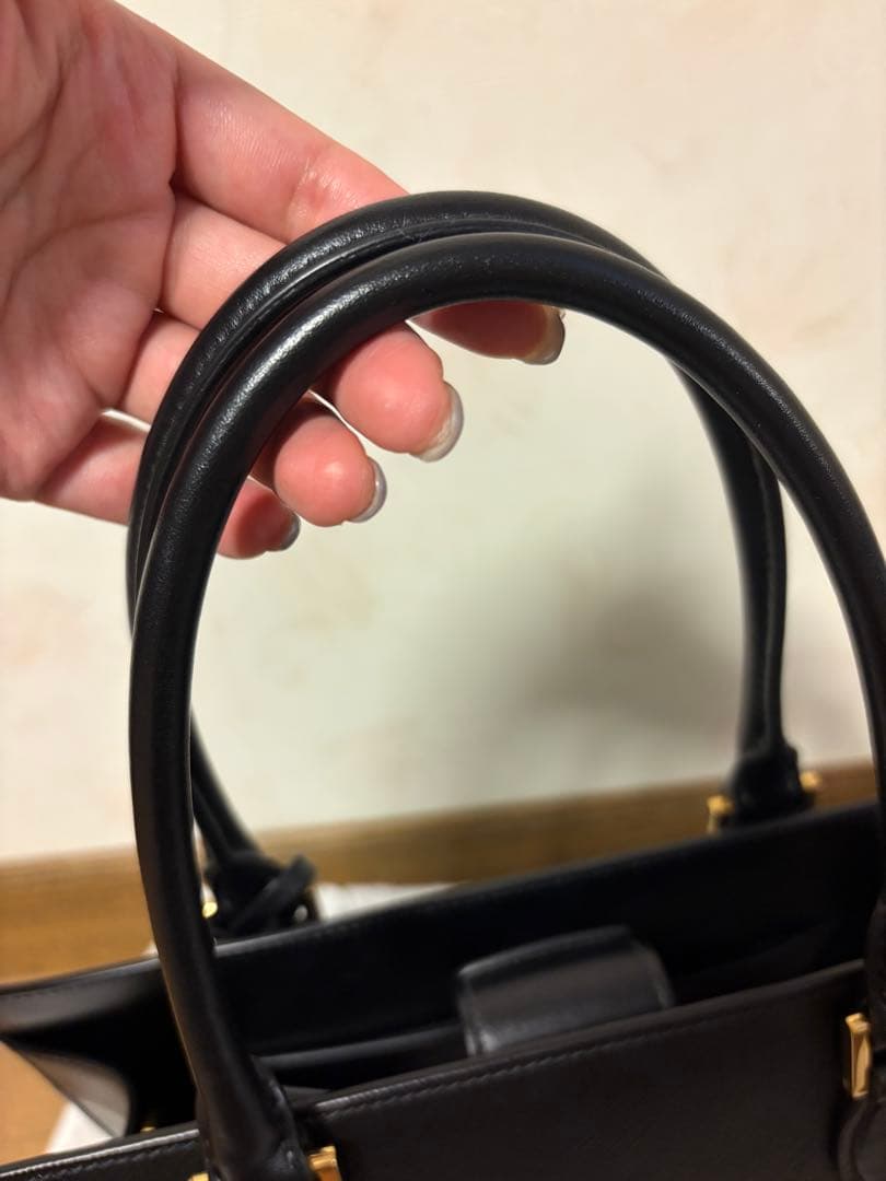 【期間限定価格】PRADA サフィアーノレザー 2way バッグ