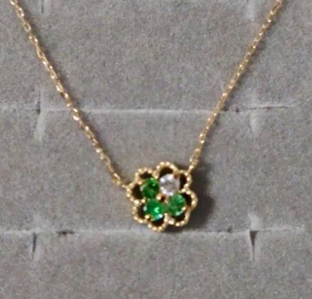 未使用K18エメラルド・ダイヤモンドクローバーネックレス