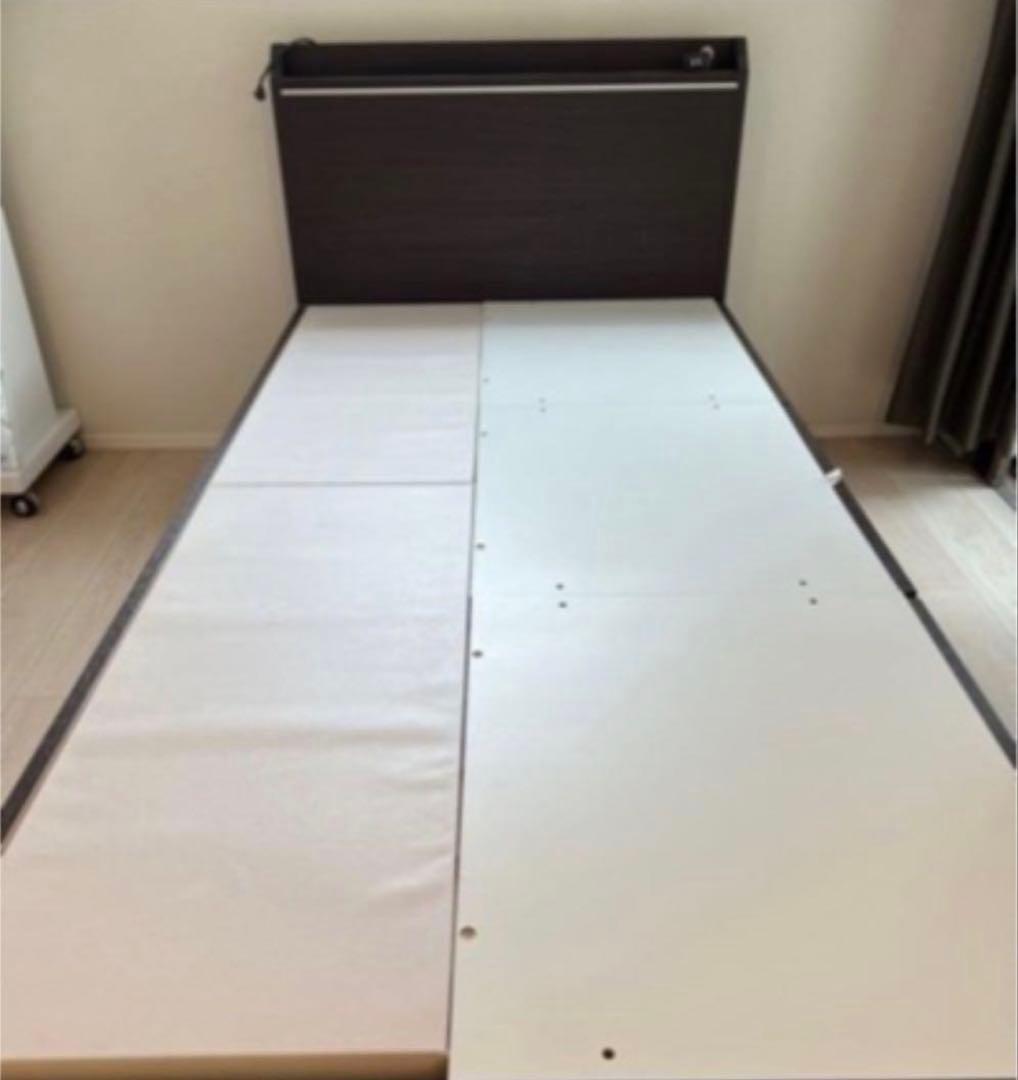 ニトリ　シングルベッド　ジオチェスト　フレーム　収納