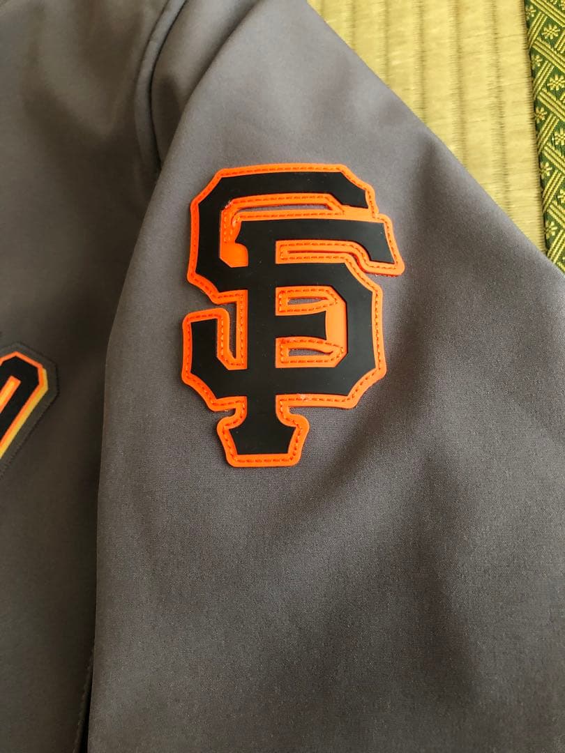サンフランシスコ　ジャイアンツ　フルジップジャケット　Majestic MLB
