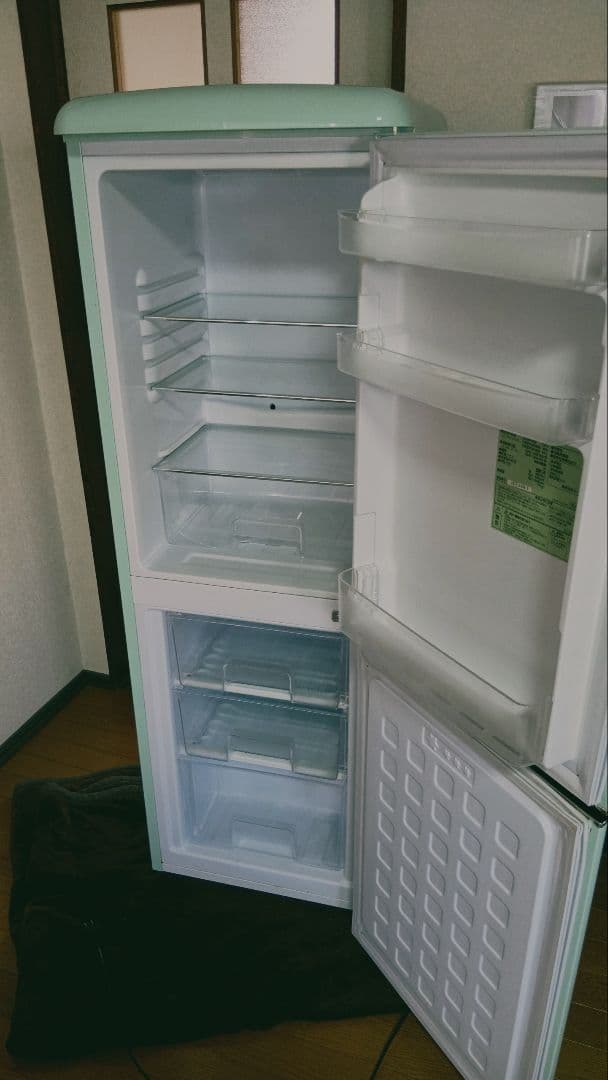 アイリスオーヤマ　レトロ　冷蔵庫