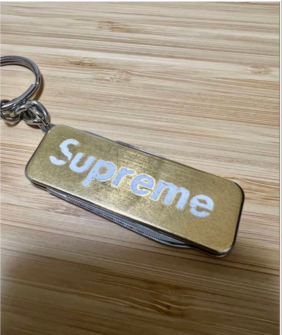 激レア！Supreme Zippo MultiTool Pocketknife