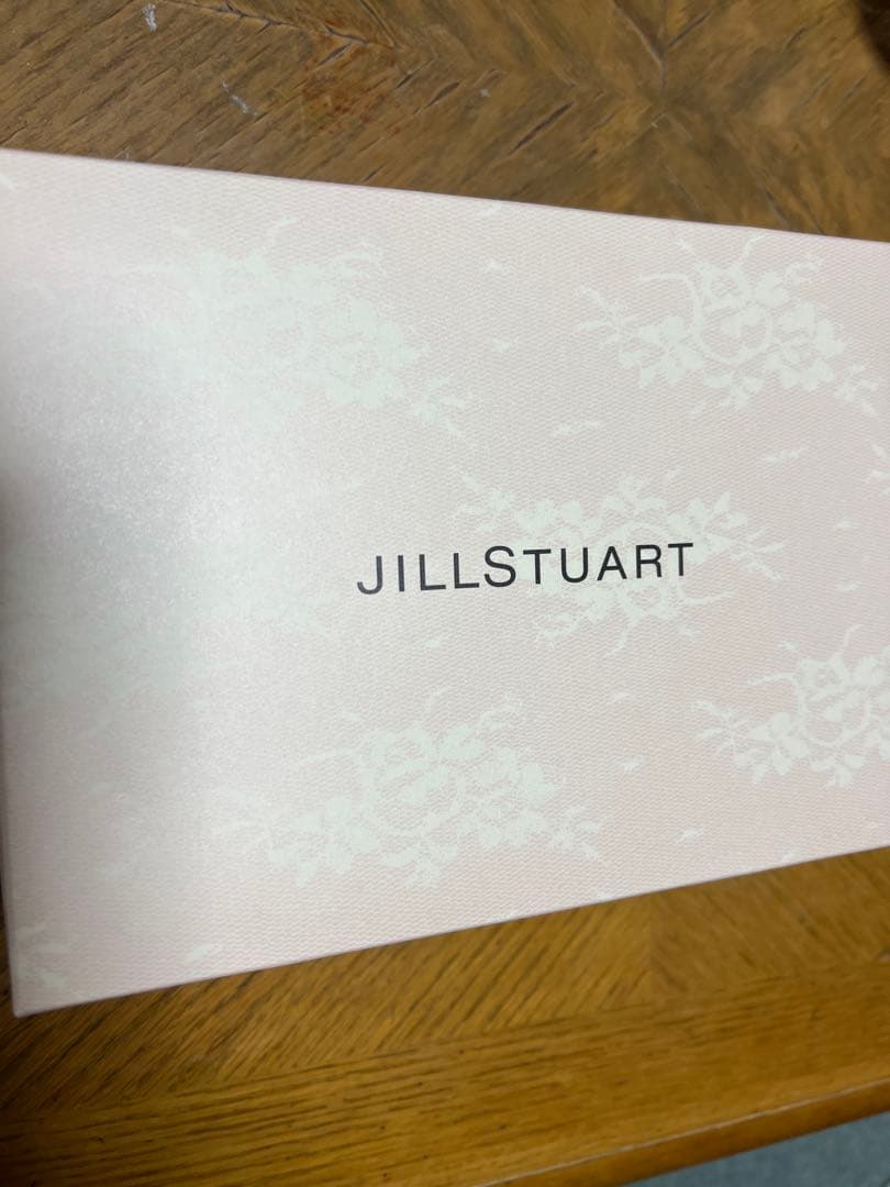 ジルスチュアートクリスタルブルーム ブレスドラブ パフュームド　ローションセット