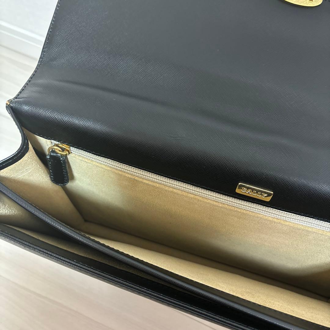美品　バリー BALLY ビジネスバッグ　黒