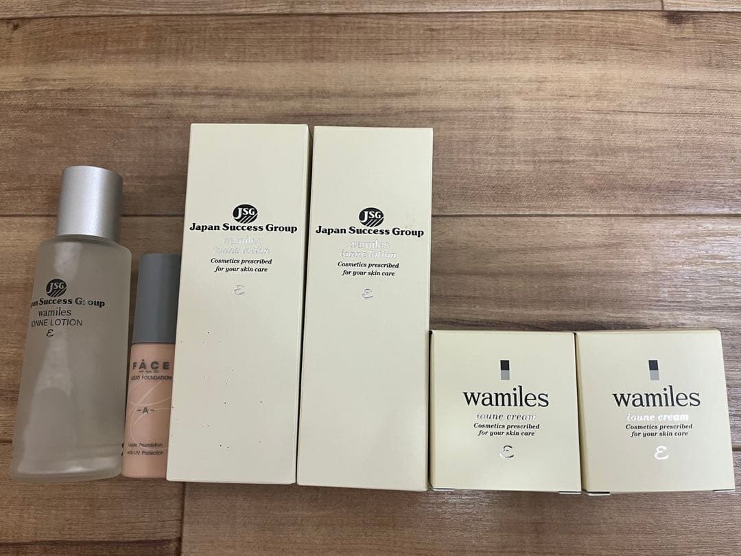 ワミレスローション3本、クリーム2個.リキッドファンデーション30ml1本