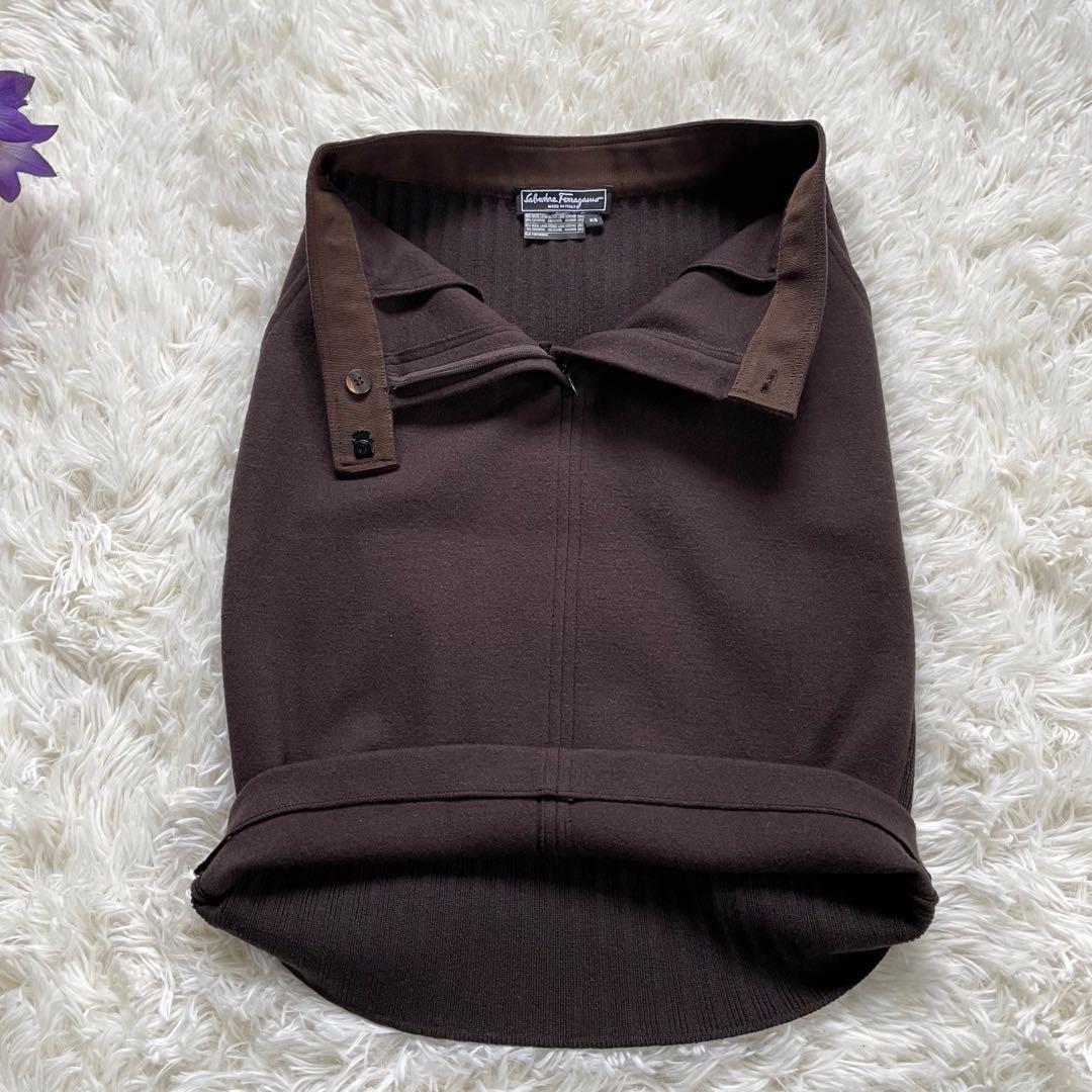 Salvatore Ferragamo ブラウンカシミヤ混スカートスーツ上下