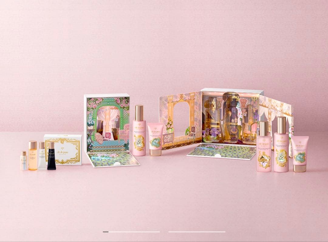 【新品未使用】クレドポーボーテ 2024年ラディアンスギフトBLUE BLACK