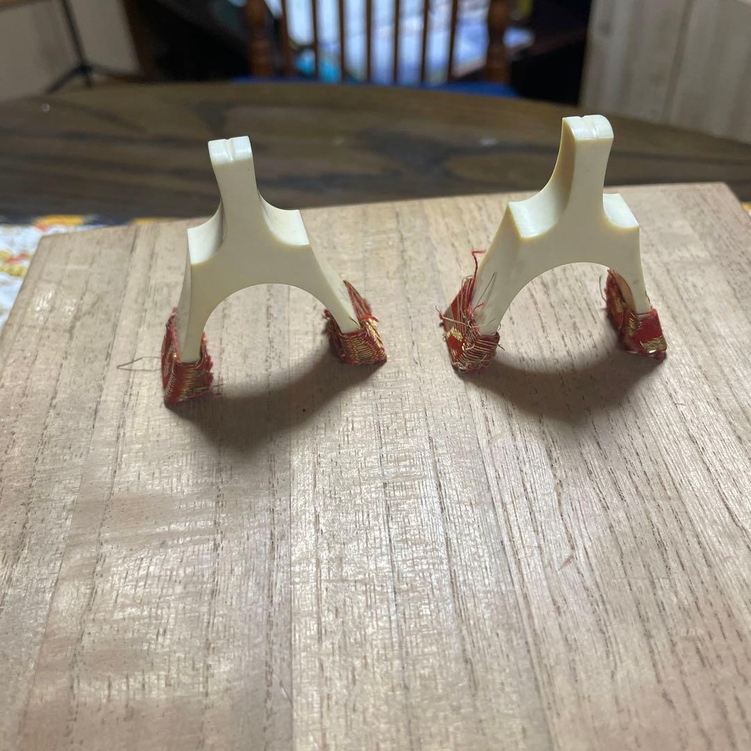 天然素材製 琴柱 桐箱入り 足付き