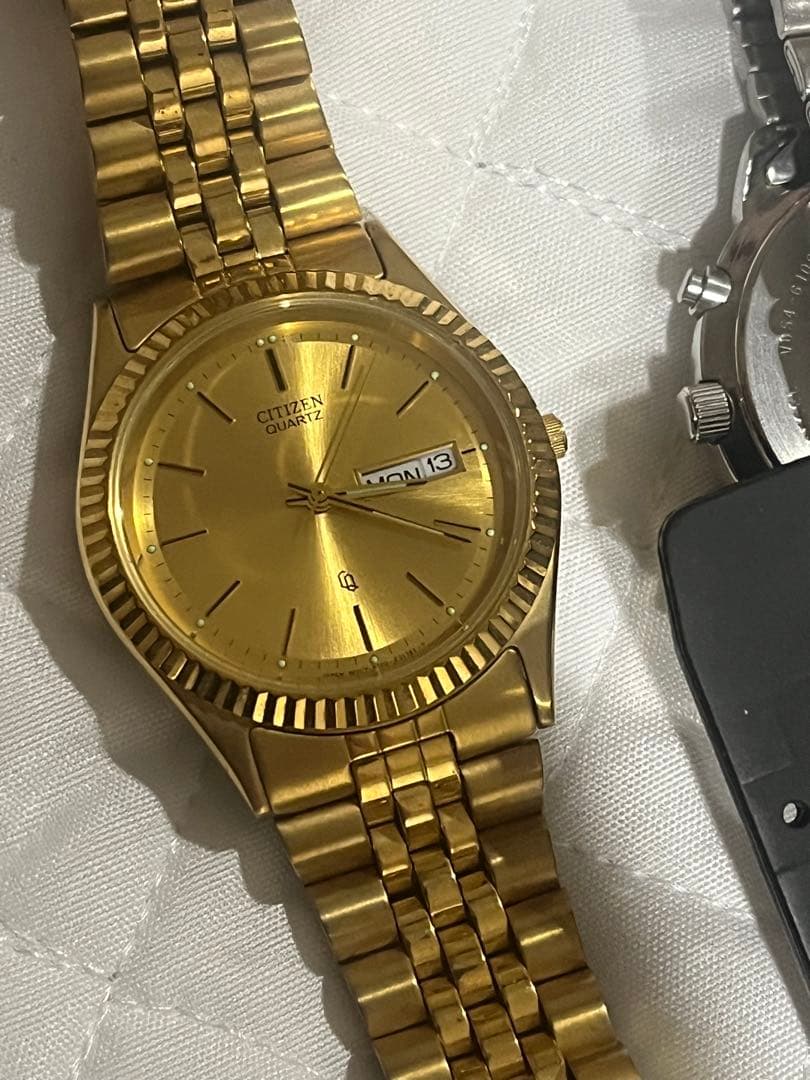 Omega 2個citizen &seiko 箱とストラップ付属。腕時計