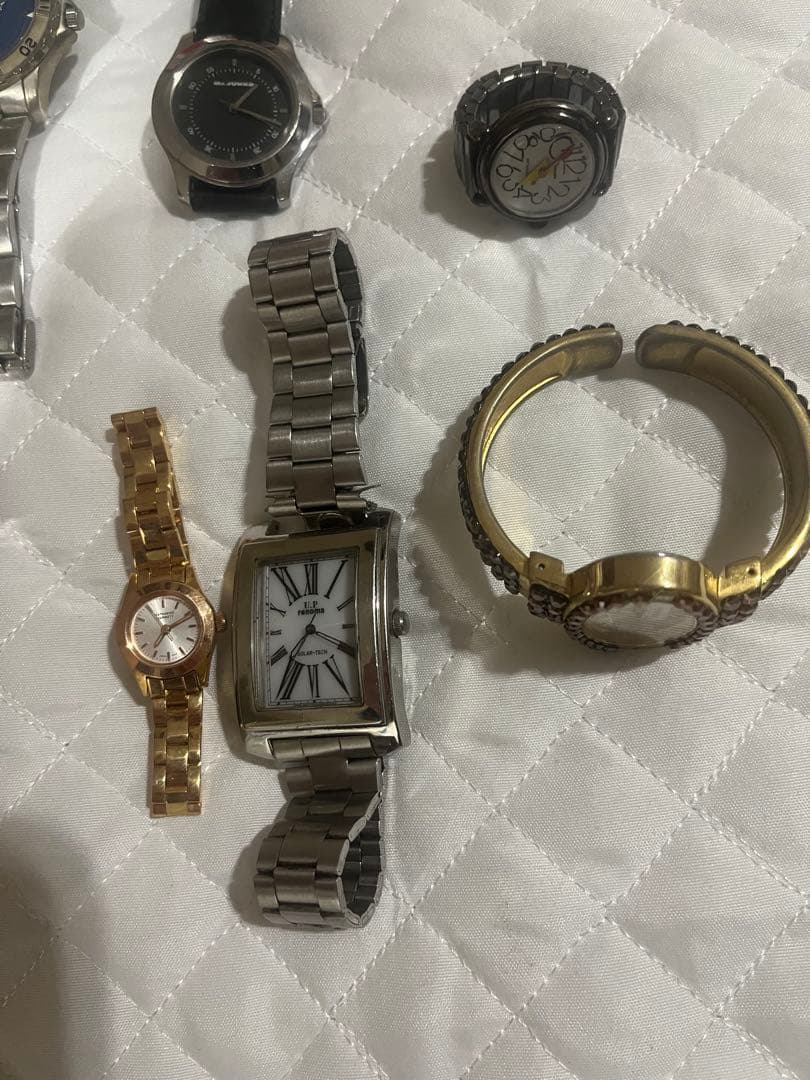 Omega 2個citizen &seiko 箱とストラップ付属。腕時計