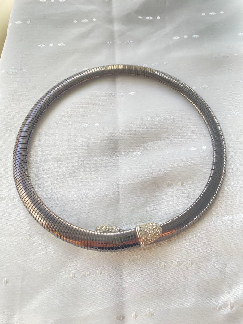 極希少　GIVENCHY ジバンシー　ネックレス　ニューヨーク　1982