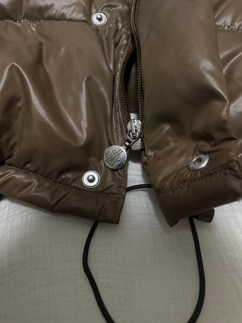 【超希少茶タグ⭐️】Moncler モンクレール　ダウン　茶色ブラウン 2