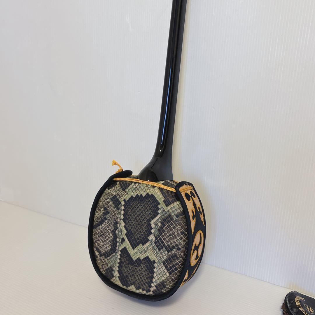 【美品】沖縄三線 三味線 人工革 蛇 ヘビ へび 初心者 入門 民族楽器 弦楽器