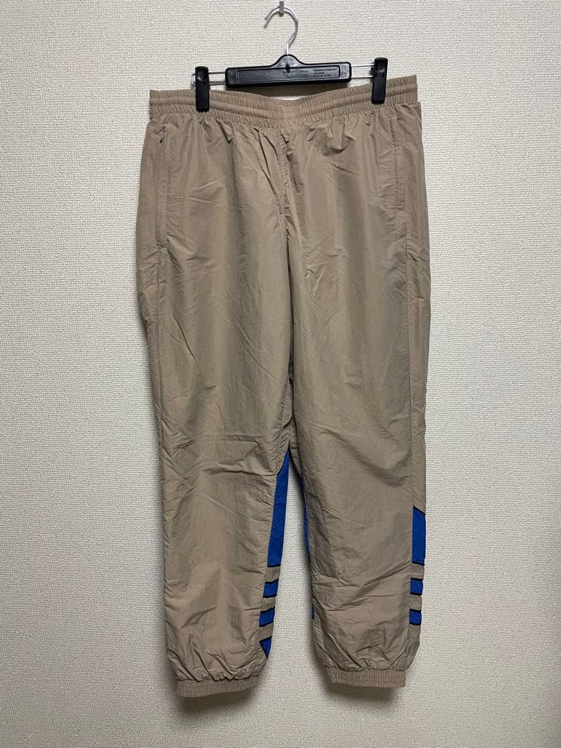 ★上下セット★ アディダスオリジナルス ナイロンジャケット・パンツ デカロゴ