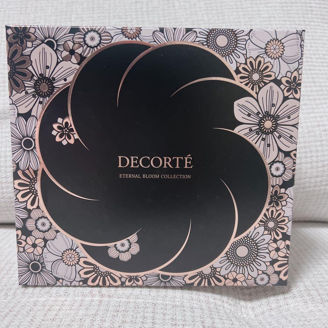 コスメデコルテ クリスマスコフレ2025 エターナル ブルーム コレクション