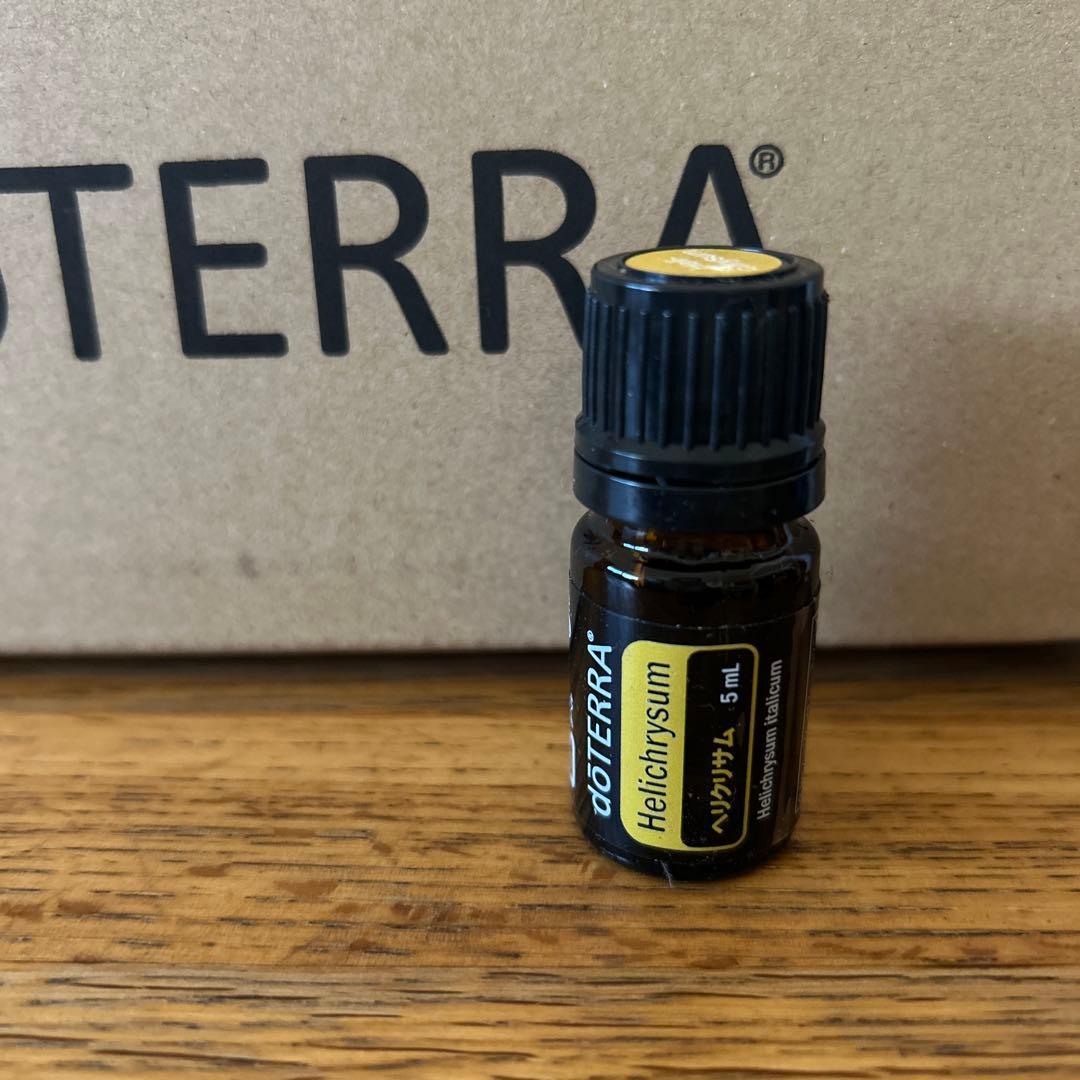 新品未開封　doTERRA ヘリクリサム 5mL
