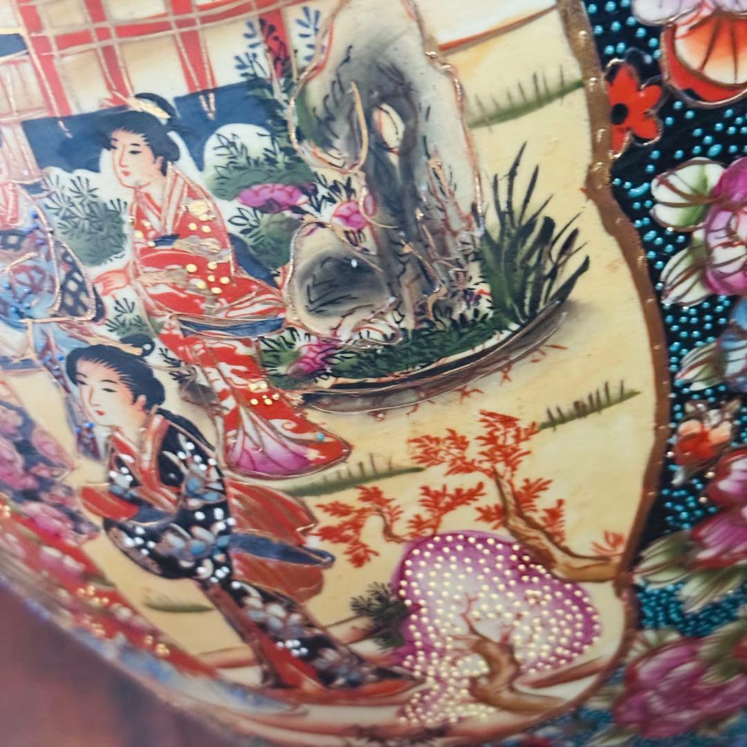 輸出薩摩　豪華絢爛　薩摩焼　金襴手遊女図 卵型置物 床飾物 古美術品