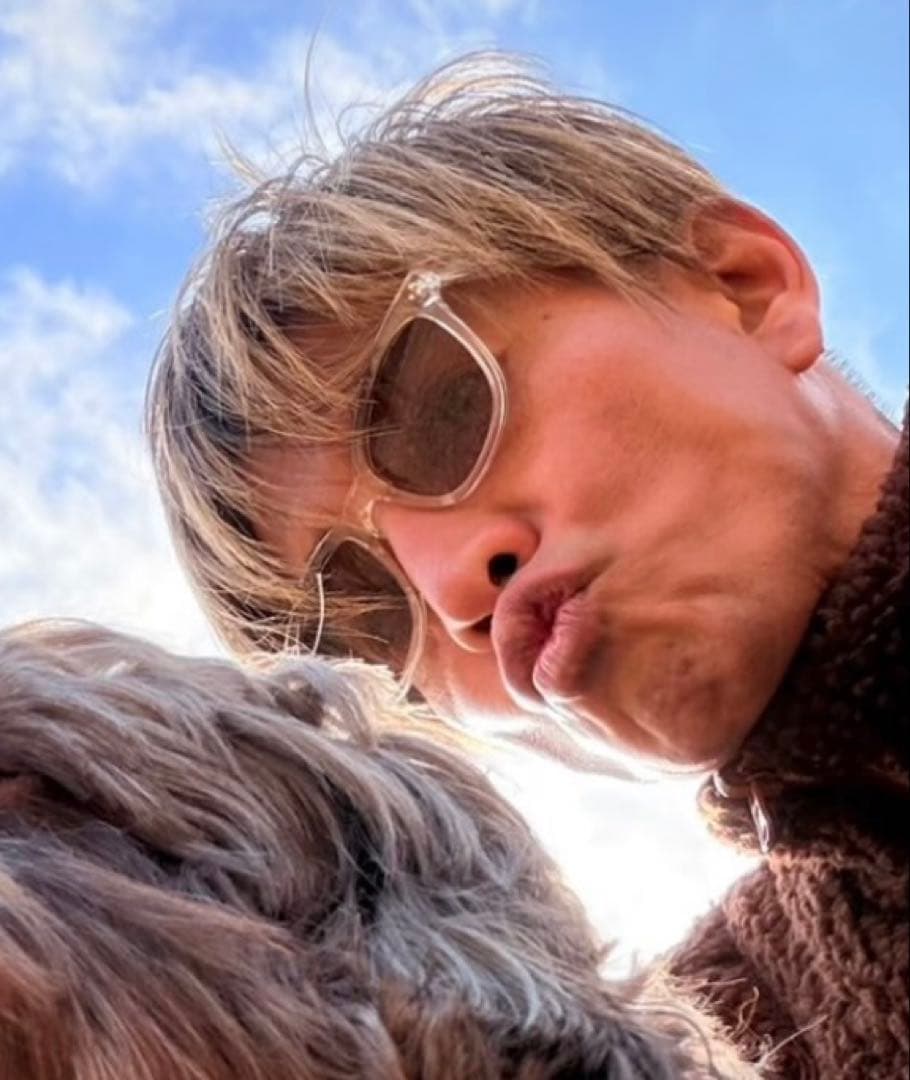 ぶっちぎり。木村拓哉　owndays サングラス　クリアグレーフレーム