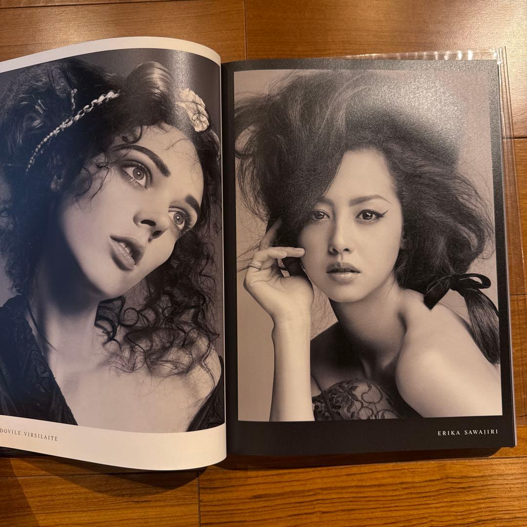 アート・デザイン・音楽 LOVE & HOPE LESLIE KEE Tiffany Supports