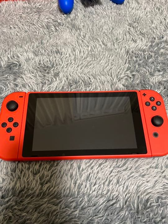 任天堂Switch マリオレッド