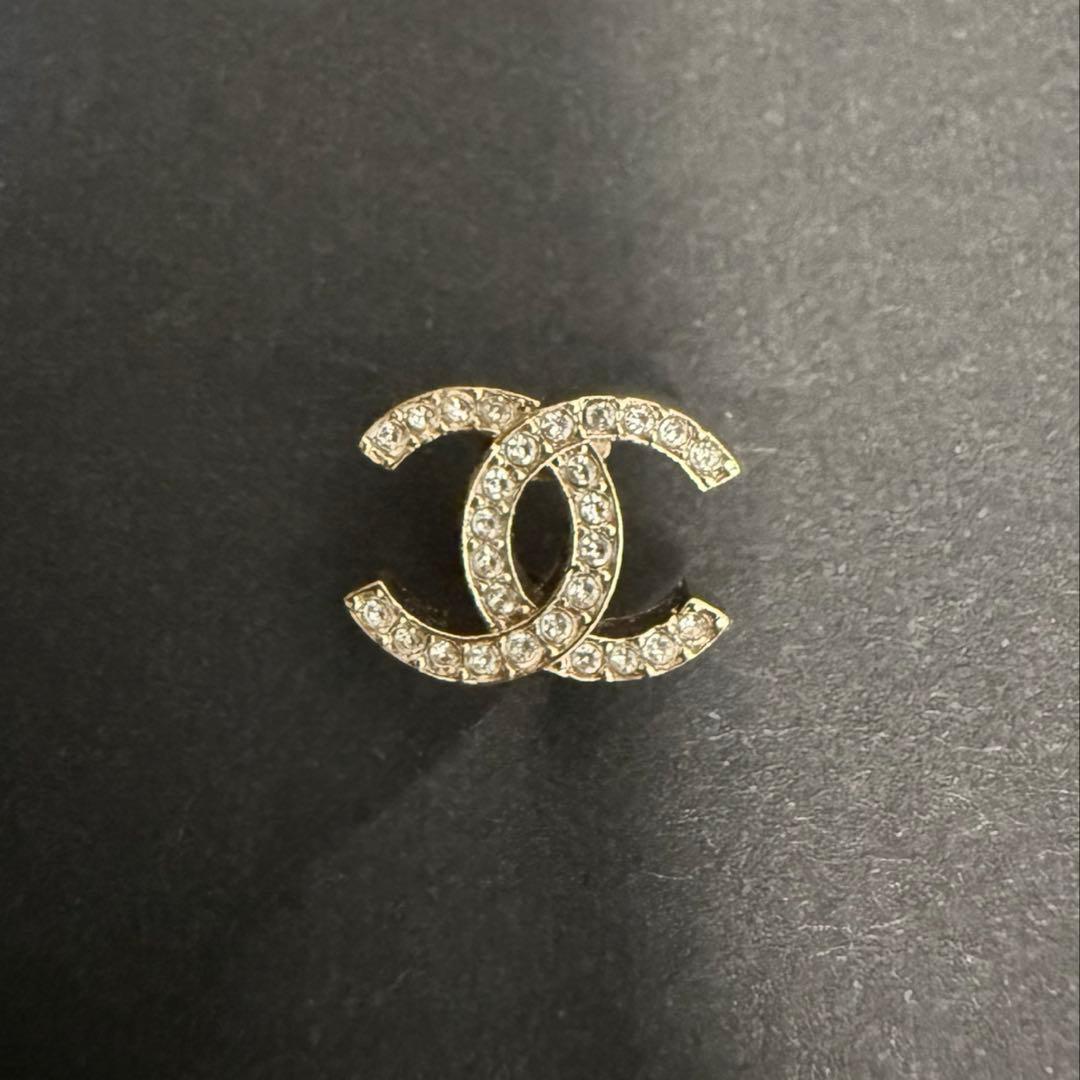 専用　　CHANEL CCロゴピアス（片耳用）