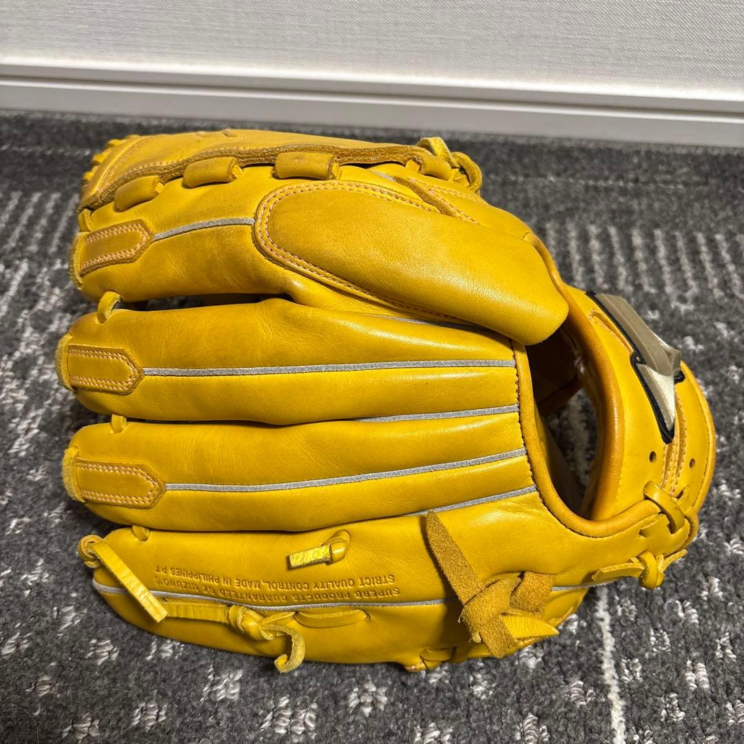 ミズノ　グローバルエリート　投手用グローブ