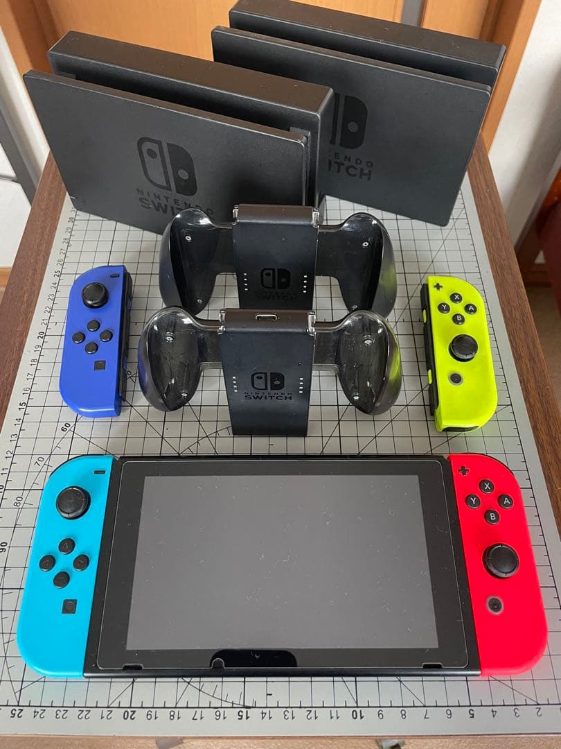 ⭐︎中古美品⭐︎Nintendo Switch 本体 その他付属品
