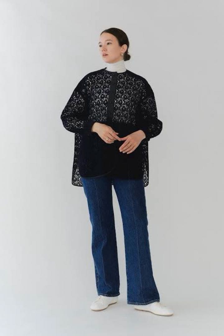 完売品✨yori フロッキーレースシャツ　ネイビー　Fサイズ 2025AW