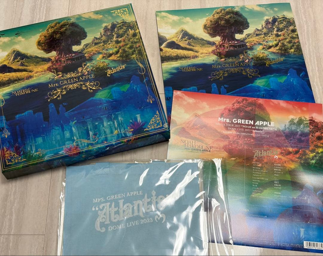 Mrs. GREEN APPLE 完全生産限定版（BOXとグッズのみ）特典付き