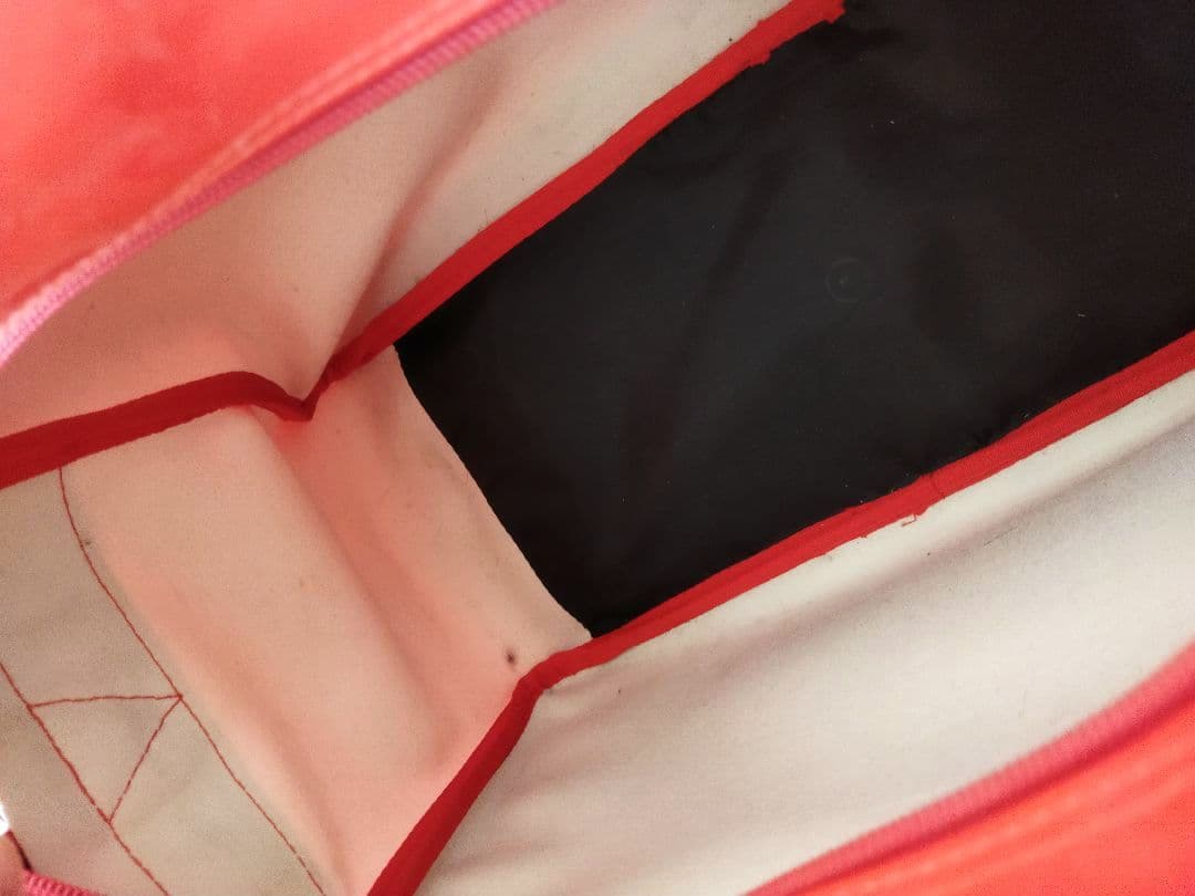 Coca-Cola エナメルバッグ 赤 USED