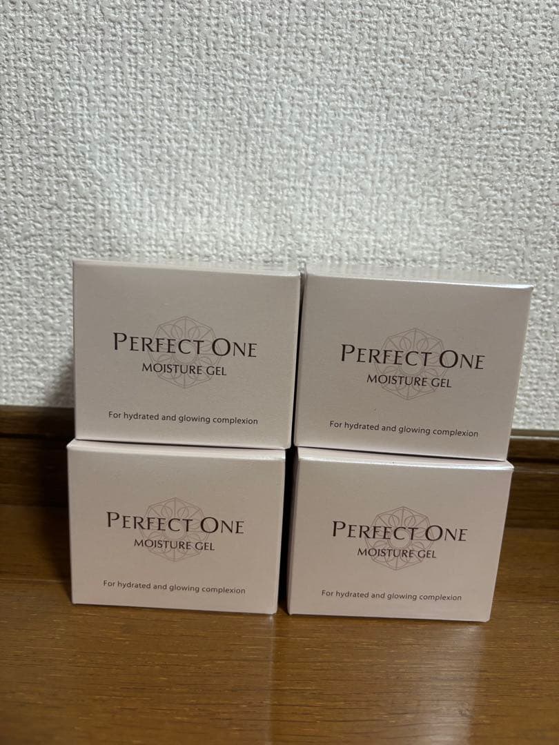 Perfect One Moisture Gel 4個セット