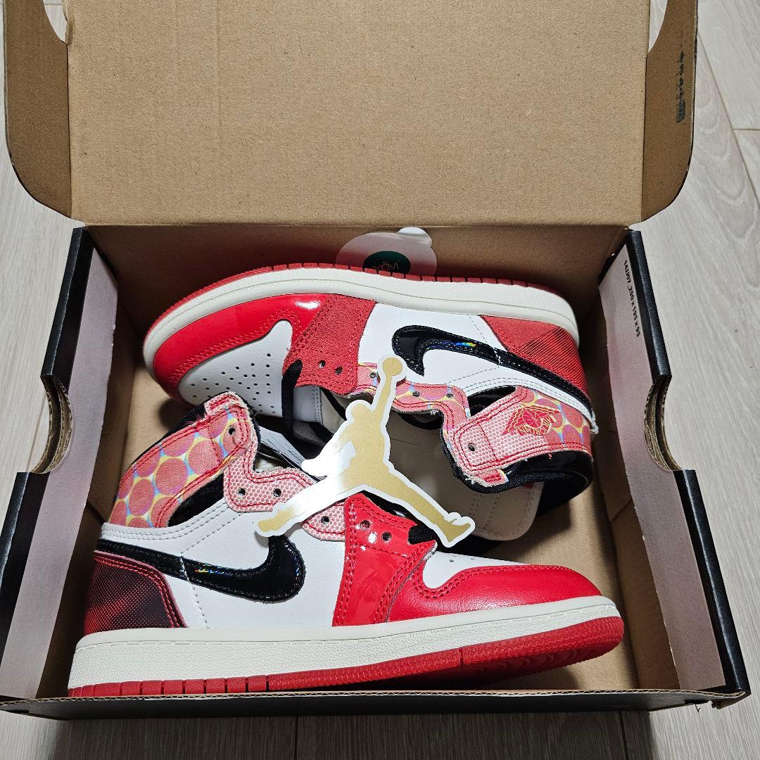 スパイダーマンコラボ JORDAN1 RETORO HIGH OG SP（PS）