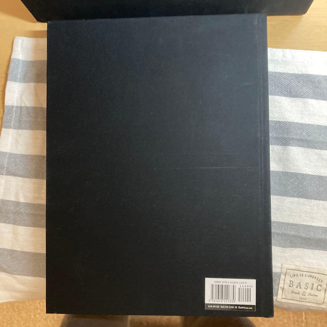 洋書 Hellboy Library Edition（ヘルボーイ豪華装丁本）7冊