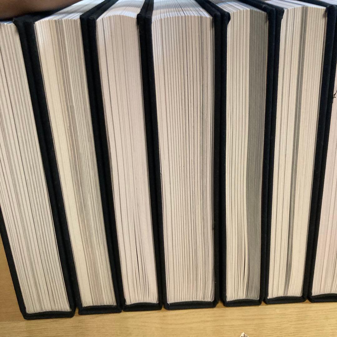 洋書 Hellboy Library Edition（ヘルボーイ豪華装丁本）7冊