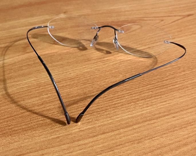 【超軽量で耳が痛くならない】Silhouette（シルエット）メガネフレーム
