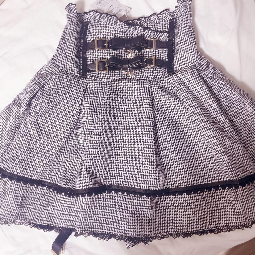 【新品未使用】リズリサ LIZLISA 2連リボンベルトスカパン