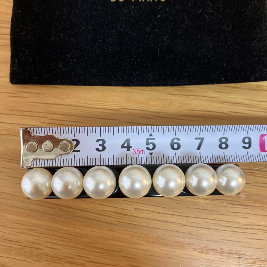 ALEXANDRE DE PARIS パール　ブラック　　バレッタ