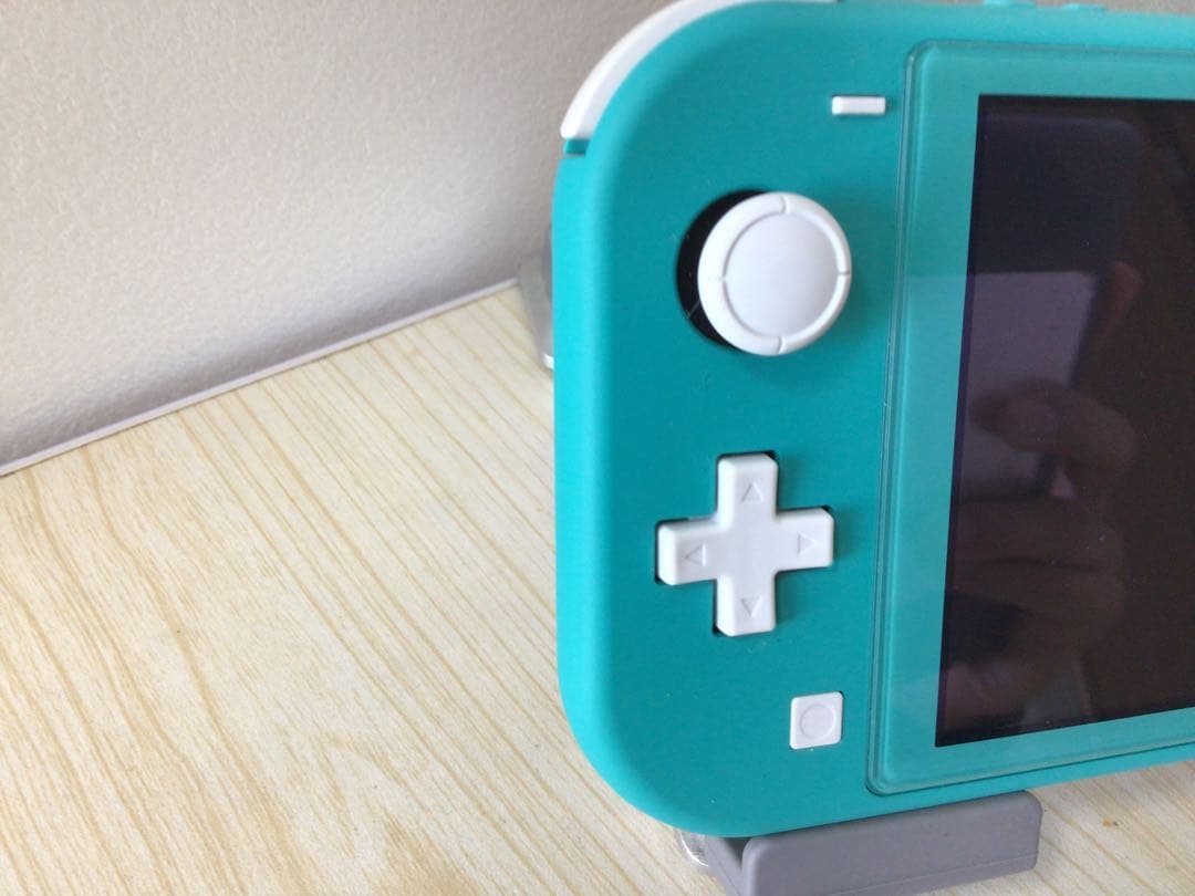 最安値　美品Nintendo Switch Lite ターコイズ（五等分の花嫁）