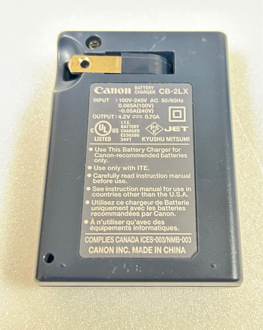 Canon IXY DIGITAL 800ISデジカメ