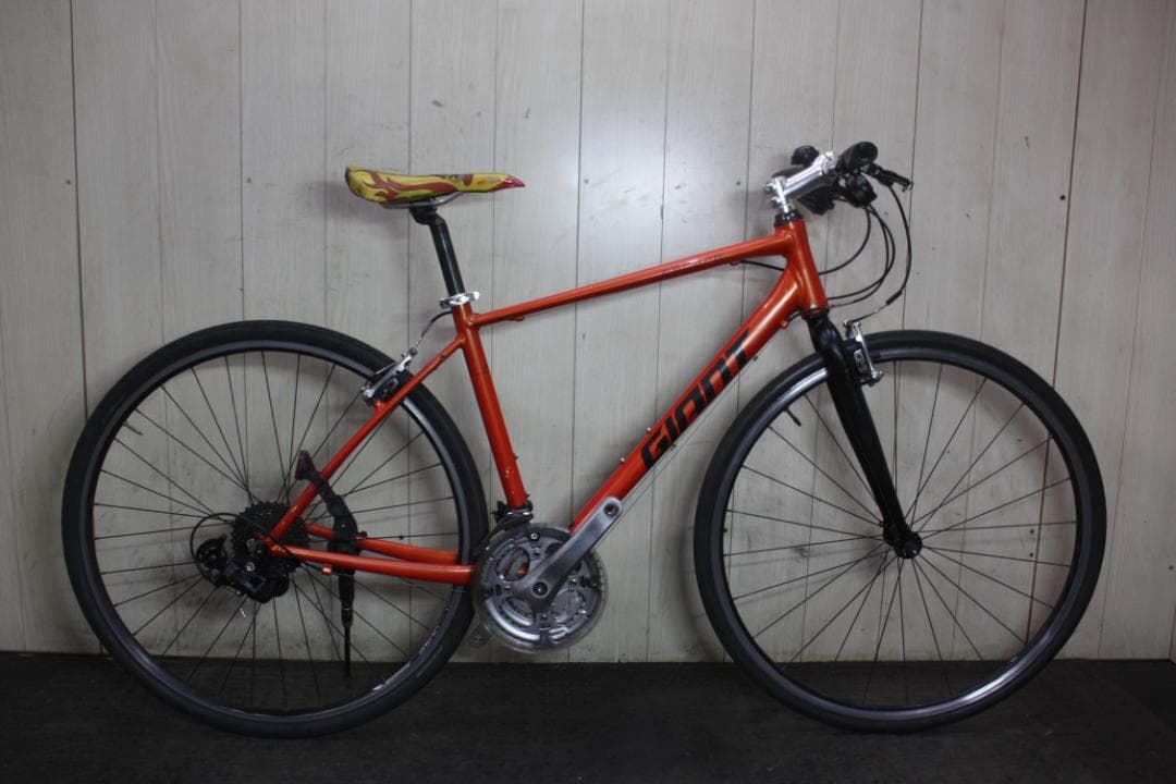 GIANT ESCAPE R3 700C アルミ 24速 470mmクロスバイク