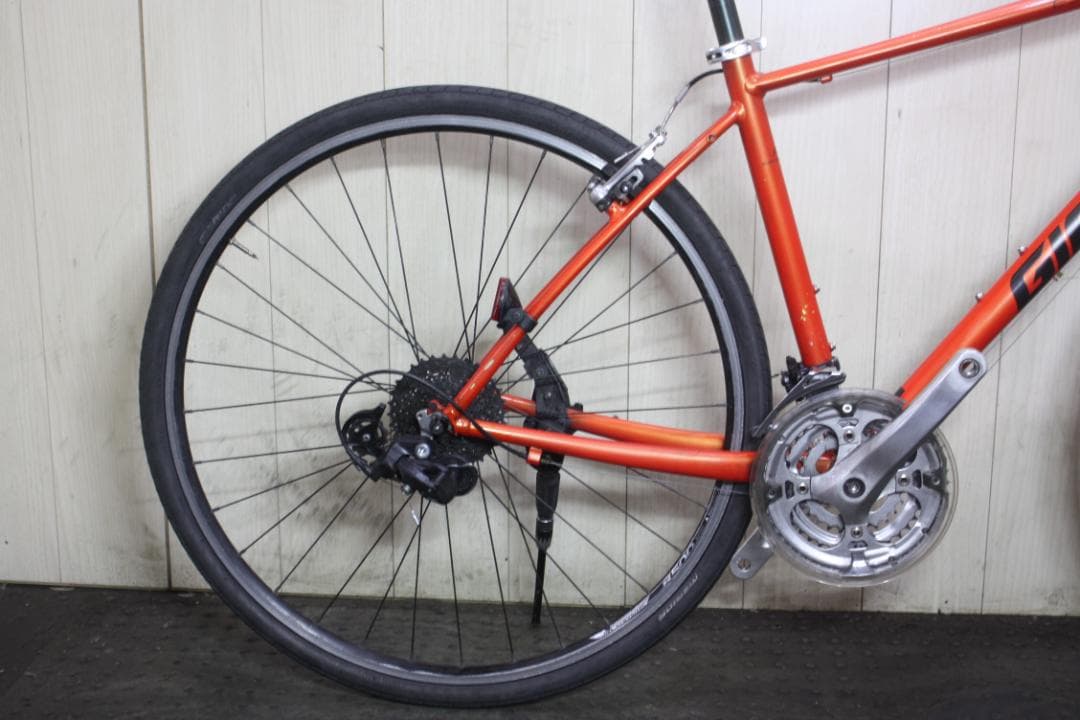 GIANT ESCAPE R3 700C アルミ 24速 470mmクロスバイク